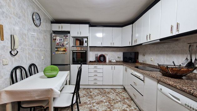 Foto 1 de Piso en venta en San Pablo y Santa Marina de 3 habitaciones con calefacción y ascensor