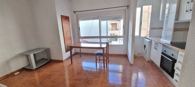 Foto 1 de Piso en venta en calle Del Doctor Monserrat de 3 habitaciones con balcón y aire acondicionado