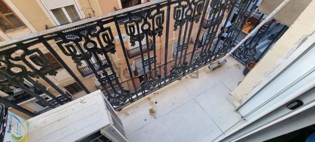 Foto 2 de Piso en venta en calle Del Doctor Monserrat de 3 habitaciones con balcón y aire acondicionado