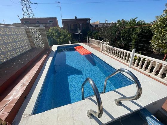Foto 1 de Piso en venta en calle Quesa de 6 habitaciones con terraza y piscina