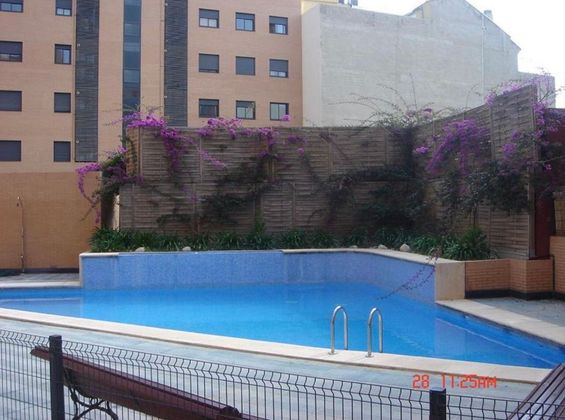 Foto 1 de Venta de piso en calle San Juan de Ribera de 2 habitaciones con piscina y garaje