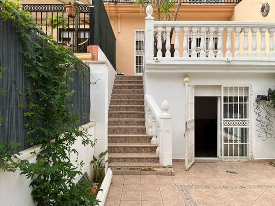 Foto 1 de Casa en venda a Alfafar de 4 habitacions amb terrassa i garatge