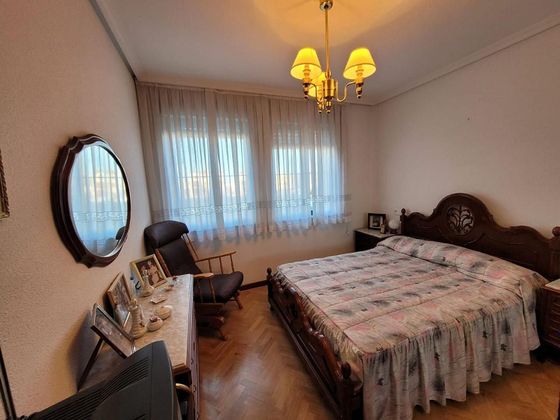 Foto 2 de Venta de piso en Capuchinos - Glorieta de 1 habitación con jardín y calefacción
