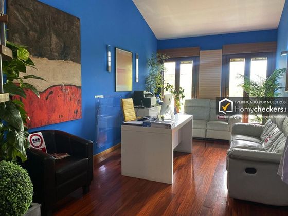 Foto 1 de Dúplex en venda a Universidad - Dominicos de 4 habitacions amb garatge i balcó