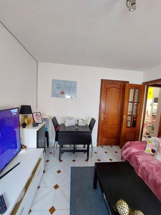 Foto 2 de Pis en venda a Casco Histórico de Vallecas de 2 habitacions amb aire acondicionat i calefacció