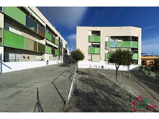 Foto 1 de Piso en venta en Motril pueblo de 3 habitaciones con terraza y garaje