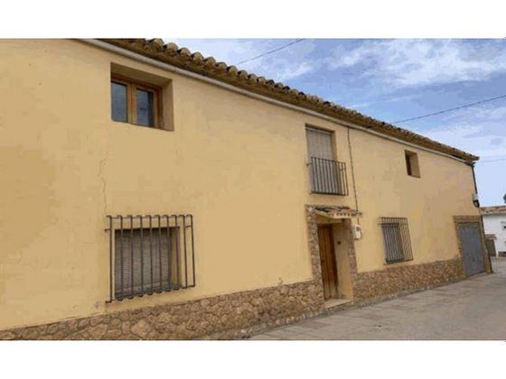 Foto 1 de Venta de casa en Calahorra (La) de 4 habitaciones y 127 m²
