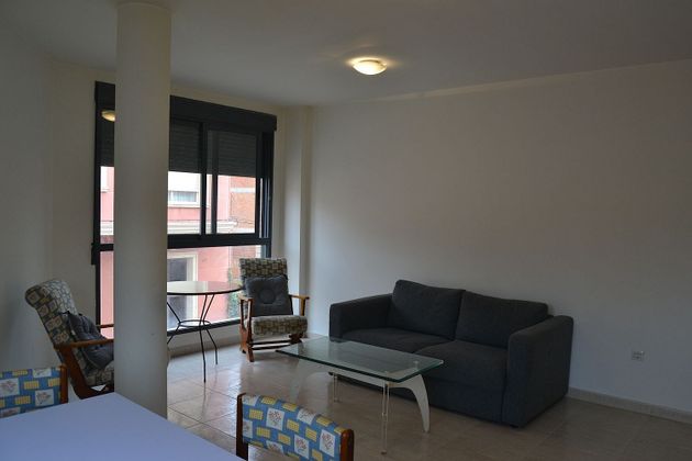 Foto 2 de Alquiler de piso en Almenara de 3 habitaciones con muebles y aire acondicionado