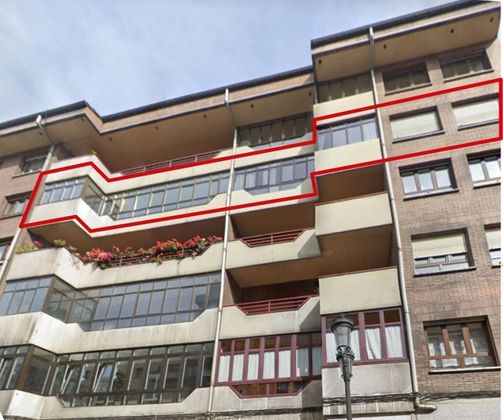 Foto 2 de Venta de piso en La Ería - Masip de 4 habitaciones con terraza y garaje