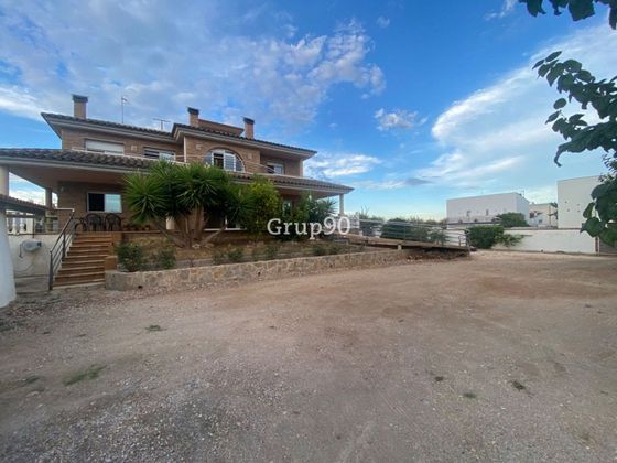 Foto 2 de Venta de chalet en Santa Bàrbara de 7 habitaciones con terraza y piscina