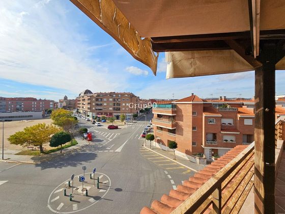 Foto 2 de Venta de casa en Torrefarrera de 6 habitaciones con terraza y garaje