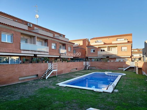 Foto 1 de Venta de casa en Torrefarrera de 5 habitaciones con terraza y piscina