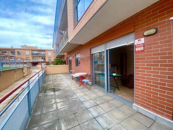 Foto 1 de Venta de piso en Santa Bàrbara de 3 habitaciones con terraza y piscina