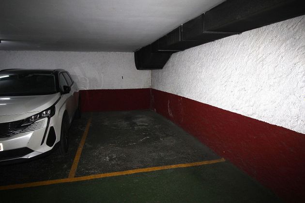 Foto 2 de Alquiler de garaje en calle De Galileu de 11 m²