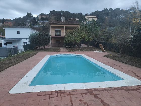 Foto 1 de Xalet en venda a Vallgorguina de 4 habitacions amb terrassa i piscina