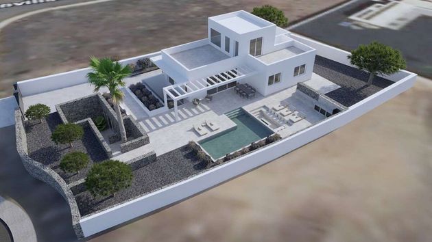 Foto 2 de Casa en venda a calle Francia de 4 habitacions amb terrassa i piscina