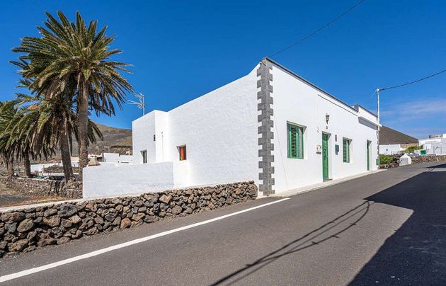 Foto 1 de Casa en venda a Máguez de 6 habitacions amb terrassa i garatge