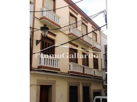 Foto 1 de Casa en venda a Centro Ciudad - El Carmen de 8 habitacions amb terrassa i jardí