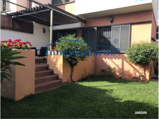 Foto 2 de Casa en venda a Añoreta baja de 4 habitacions amb terrassa i jardí