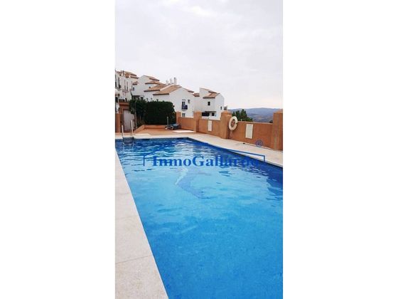 Foto 1 de Pis en venda a Alcaucín de 1 habitació amb piscina i garatge