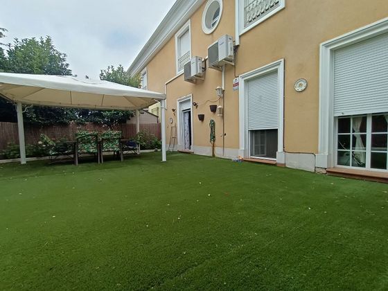 Foto 2 de Casa en venda a Parque Cataluña - Cañada - Soto de 4 habitacions amb piscina i jardí