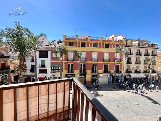 Foto 1 de Pis en venda a calle Jesús Nazareno de 3 habitacions amb terrassa i balcó