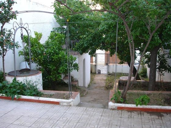 Foto 1 de Casa en venta en Corbera d´Ebre de 4 habitaciones con terraza y garaje