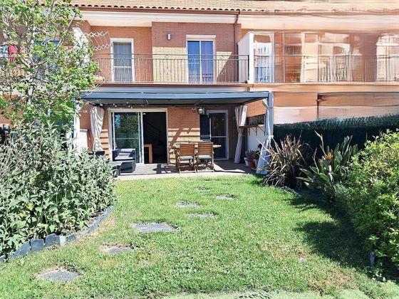 Foto 1 de Casa adossada en venda a Móra d´Ebre de 4 habitacions amb terrassa i garatge