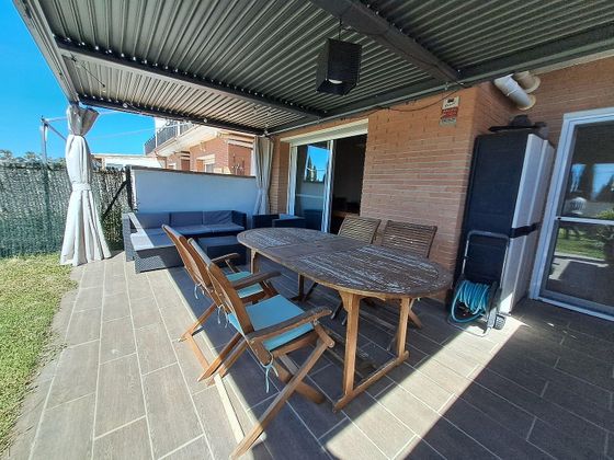 Foto 2 de Casa adossada en venda a Móra d´Ebre de 4 habitacions amb terrassa i garatge