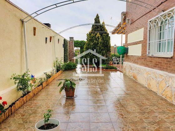 Foto 2 de Venta de casa en Torrecastillo de 6 habitaciones con terraza y jardín