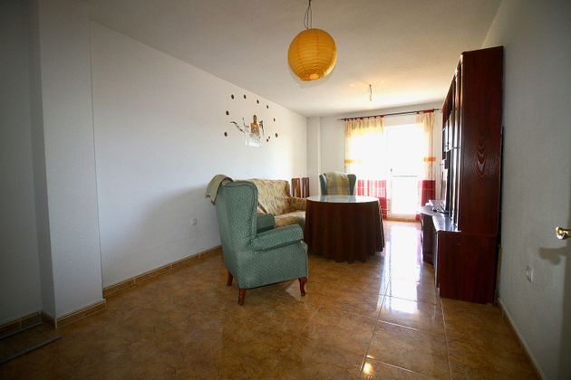 Foto 1 de Pis en venda a Nuevo Cáceres de 4 habitacions amb terrassa i garatge