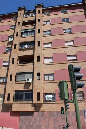 Foto 1 de Pis en venda a avenida De Alemania de 5 habitacions amb terrassa i garatge