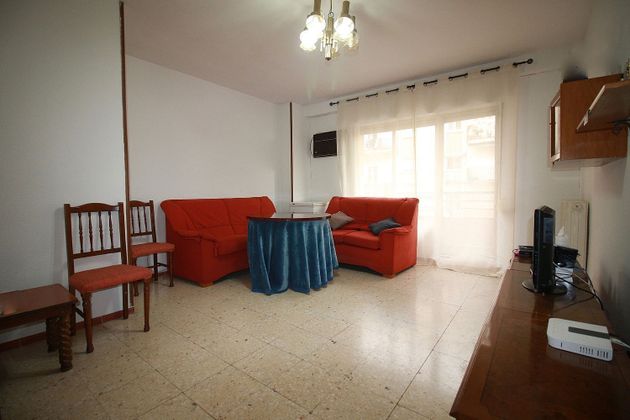 Foto 1 de Piso en venta en Centro - Cáceres de 4 habitaciones con terraza y balcón