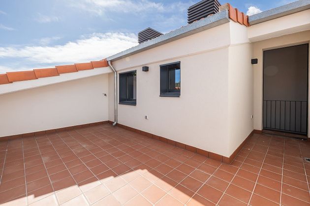 Foto 2 de Àtic en venda a Gavarra de 3 habitacions amb terrassa i balcó
