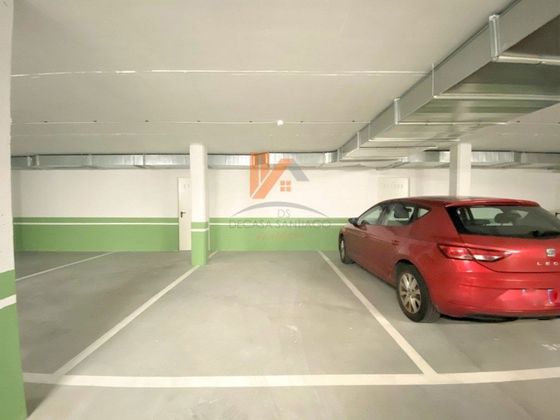 Foto 2 de Venta de garaje en calle Da Tuna Compostela de 31 m²