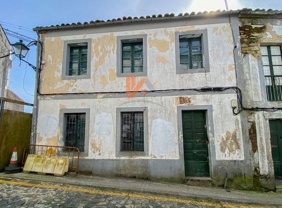 Foto 2 de Casa adossada en venda a calle Campo Santo Antonio de 4 habitacions i 228 m²