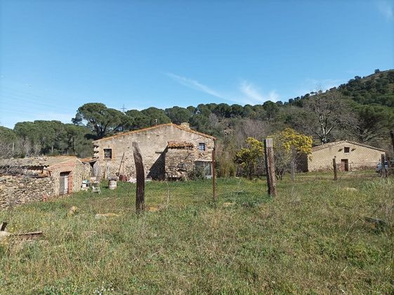 Foto 1 de Venta de casa rural en Vilajüiga de 4 habitaciones y 240 m²