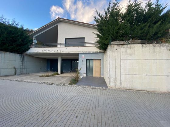 Foto 1 de Venta de casa en Vidrà de 4 habitaciones con terraza y garaje