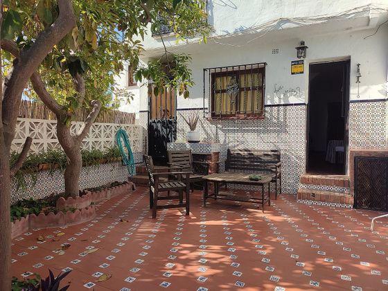 Foto 1 de Casa adossada en venda a La Cala del Moral de 4 habitacions amb jardí i balcó