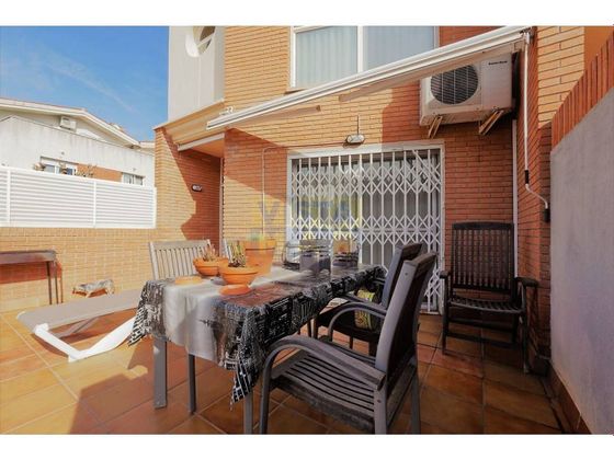 Foto 2 de Casa en venta en Pla de Sant Pere-Les Salines de 4 habitaciones con terraza y jardín