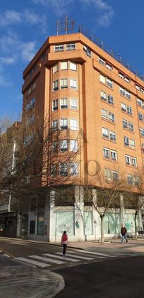 Foto 1 de Pis en venda a Santiago - San Telmo de 3 habitacions amb calefacció i ascensor