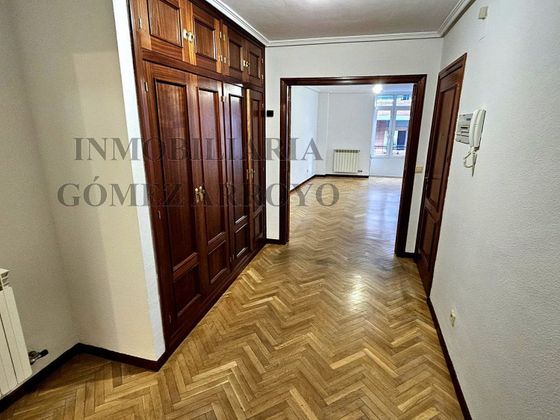 Foto 1 de Pis en venda a calle Antonio Maura de 2 habitacions amb terrassa i calefacció