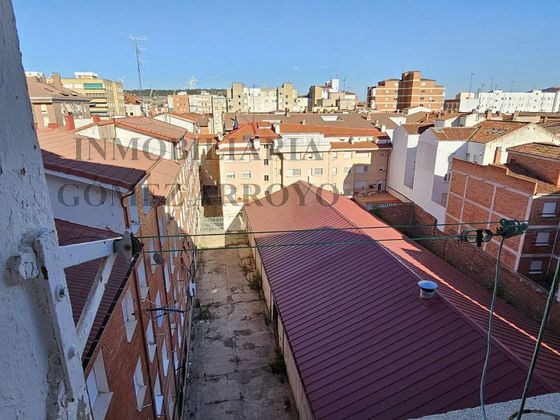 Foto 1 de Pis en venda a avenida Modesto Lafuente de 3 habitacions amb balcó i calefacció
