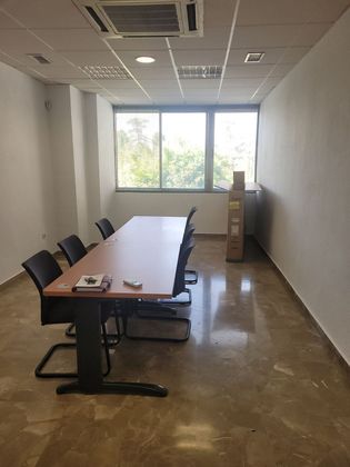 Foto 2 de Oficina en alquiler en avenida De la Constitución de 190 m²