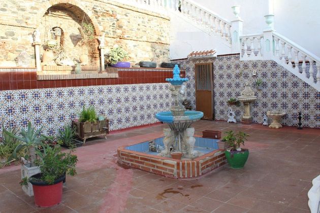 Foto 1 de Casa adossada en venda a Norte - Barrio del Pilar - El Reñidero de 4 habitacions amb terrassa i jardí