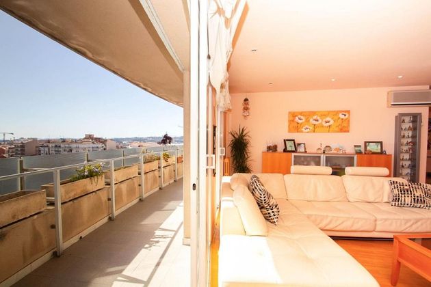 Foto 2 de Pis en venda a Vallparadís de 4 habitacions amb terrassa i ascensor
