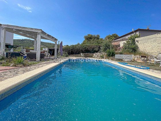 Foto 1 de Xalet en venda a calle De L'olivera de 7 habitacions amb terrassa i piscina