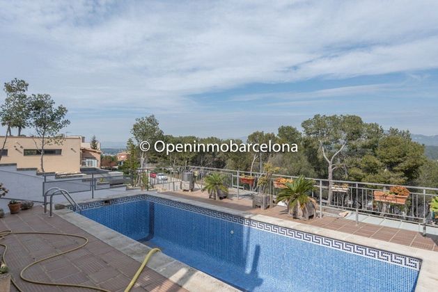 Foto 2 de Xalet en venda a calle La Mistela de 4 habitacions amb terrassa i piscina