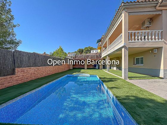 Foto 1 de Xalet en venda a calle De la Serra del Cavall de 5 habitacions amb terrassa i piscina