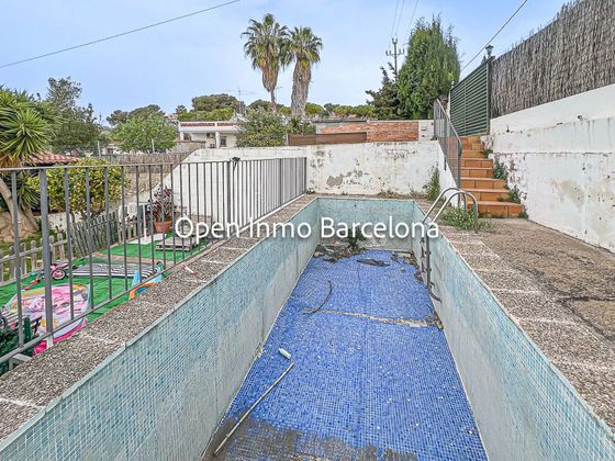 Foto 2 de Xalet en venda a calle Jardi de 2 habitacions amb terrassa i piscina